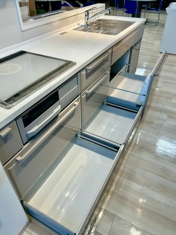 Takara　standard システムキッチン　エーデル